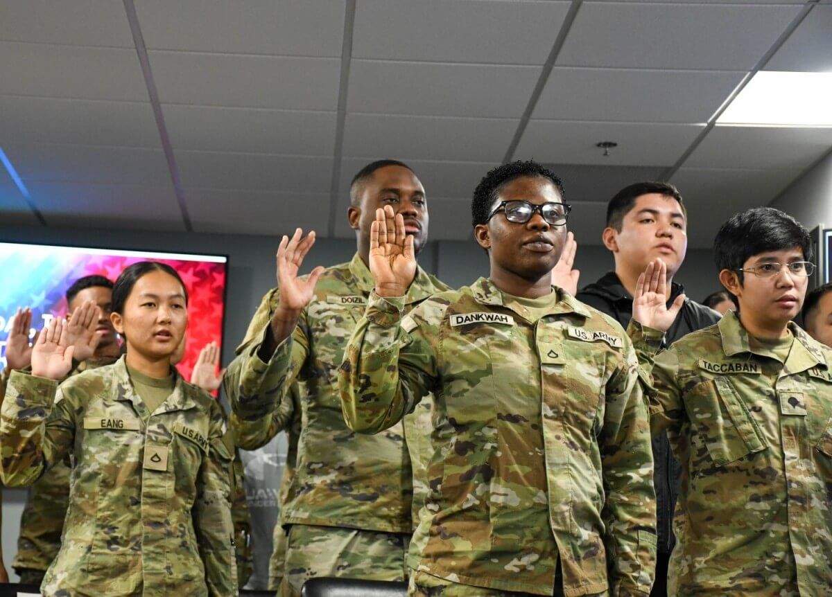 naturalization ceremony, us citizenship